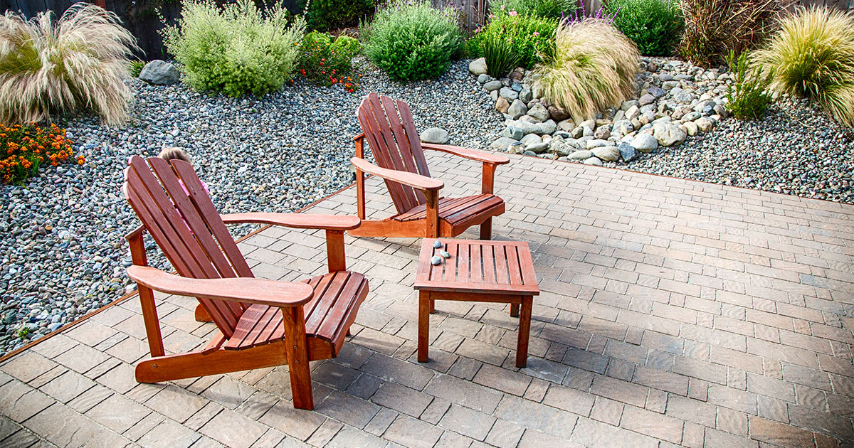 paver-patio-with-two-chairs